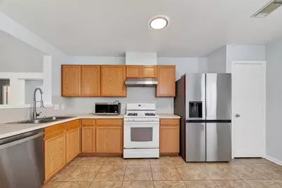 15319 Mission Oak Drive, Houston, TX 77083 - Photo 10