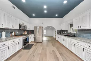 6833 Stonehaven Way, Houston, TX 77085 - Photo 6