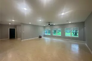 2010 Cherry Laurel Dr, Spring, TX 77386 - Photo 18