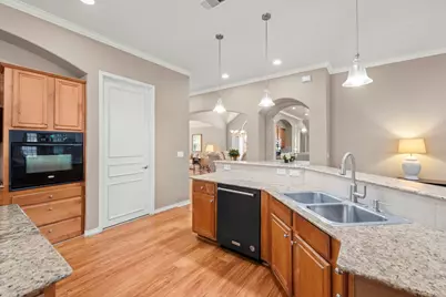 15246 Scenic Woodland Drive, Conroe, TX 77384 - Photo 14