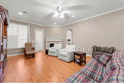 15246 Scenic Woodland Drive, Conroe, TX 77384 - Photo 12