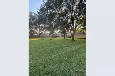 8230 Falling Water Court, Sugar Land, TX 77478 - Photo 10
