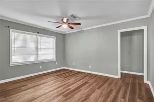 1100 Meadowlane St, Angleton, TX 77515 - Photo 2
