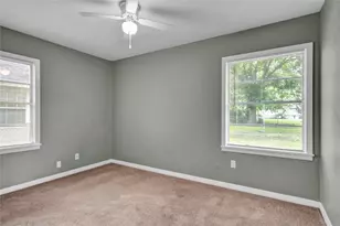 1100 Meadowlane St, Angleton, TX 77515 - Photo 6