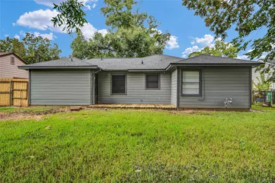1100 Meadowlane Street, Angleton, TX 77515 - Photo 18