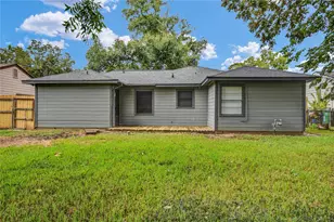 1100 Meadowlane St, Angleton, TX 77515 - Photo 18