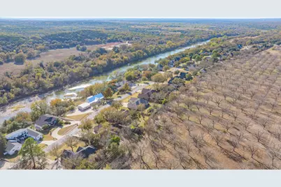 9617 Ravenswood Road, Granbury, TX 76049 - Photo 36
