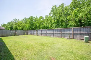 208 Timber Grv Ct, Clute, TX 77531 - Photo 22