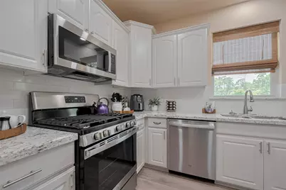 711 Stonewall Jackson Court, Conroe, TX 77302 - Photo 20