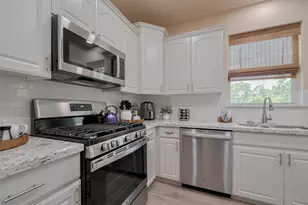 711 Stonewall Jackson Ct, Conroe, TX 77302 - Photo 20