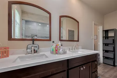 711 Stonewall Jackson Court, Conroe, TX 77302 - Photo 32