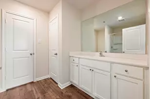 425 Sunny Highlands Dr, Katy, TX 77493 - Photo 10