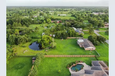 7301 Avenue L 1/2, Santa Fe, TX 77510 - Photo 6