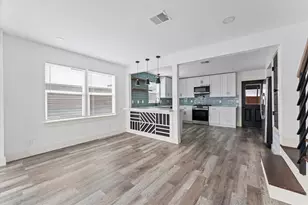2105 Sheridan St, Houston, TX 77030 - Photo 10