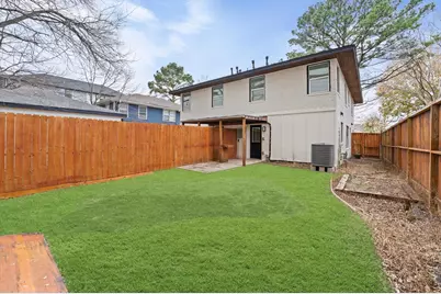 2105 Sheridan  St, Houston, TX 77030 - Photo 24