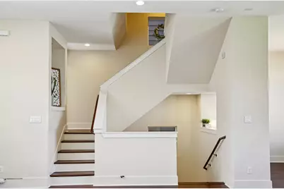 209 Burr Street #C, Houston, TX 77011 - Photo 10