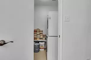 3402 Garrott St, Houston, TX 77006 - Photo 28