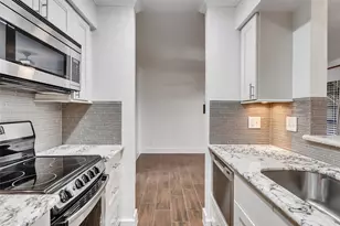 3402 Garrott St, Houston, TX 77006 - Photo 12