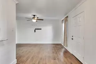 3402 Garrott St, Houston, TX 77006 - Photo 18