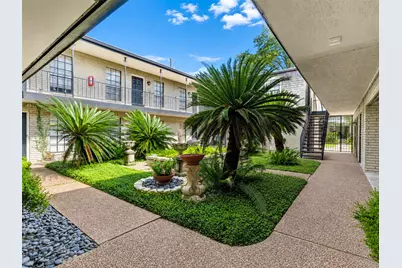 3402 Garrott Street #1, Houston, TX 77006 - Photo 34