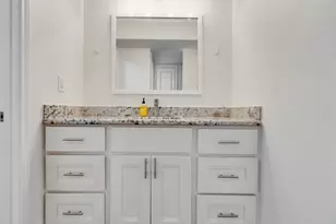 3402 Garrott St, Houston, TX 77006 - Photo 24