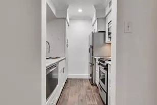 3402 Garrott St, Houston, TX 77006 - Photo 14