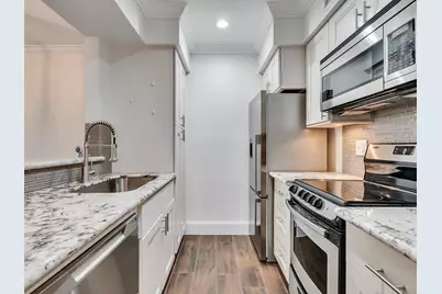 3402 Garrott Street #1, Houston, TX 77006 - Photo 8