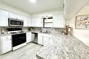 5510 Nina Lee Ln, Houston, TX 77092 - Photo 6