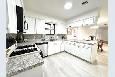 5510 Nina Lee Lane, Houston, TX 77092 - Photo 10