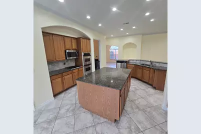 15202 Scenic Forest Drive, Conroe, TX 77384 - Photo 10