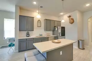1111 San Jacinto St, La Porte, TX 77571 - Photo 8