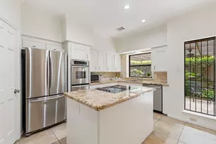 7416 Kelving St, Houston, TX 77030 - Photo 10