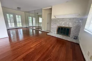 5615 Arboles Dr, Houston, TX 77035 - Photo 2