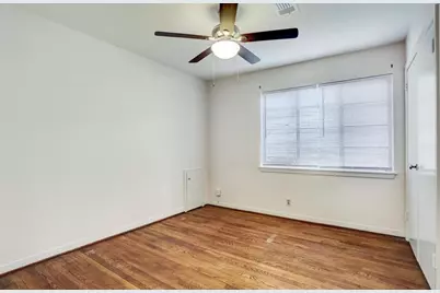 5615 Arboles Drive, Houston, TX 77035 - Photo 6