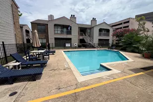 2025 Augusta Dr, Houston, TX 77057 - Photo 20