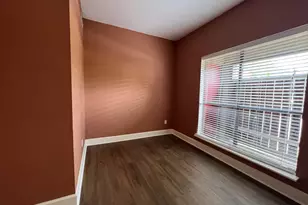 2025 Augusta Dr, Houston, TX 77057 - Photo 6
