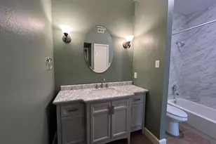 2025 Augusta Dr, Houston, TX 77057 - Photo 14