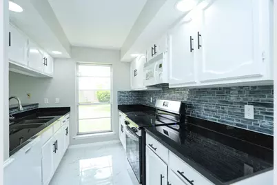 4647 Glenvillage Street, Houston, TX 77084 - Photo 14