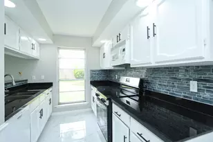 4647 Glenvillage St, Houston, TX 77084 - Photo 14