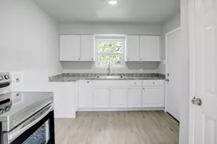 5123 Peachtree St, Houston, TX 77016 - Photo 2