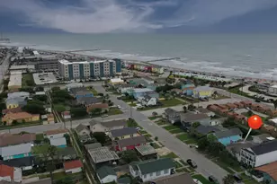 4217 Ave T 1/2, Galveston, TX 77550 - Photo 36