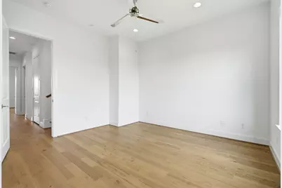 6022 Cottage Grove Lake Drive, Houston, TX 77007 - Photo 32