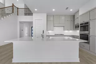 8011 Sunny Rdg Dr, Fulshear, TX 77441 - Photo 2