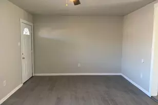 5406 Lyndhurst Dr, Houston, TX 77033 - Photo 8