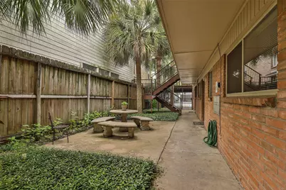 2201 Driscoll Street #4, Houston, TX 77019 - Photo 10