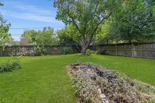 104 Talisman St, Lake Jackson, TX 77566 - Photo 28
