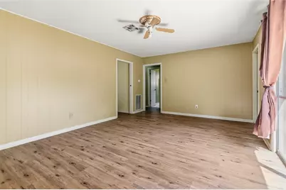 104 Talisman Street, Lake Jackson, TX 77566 - Photo 18