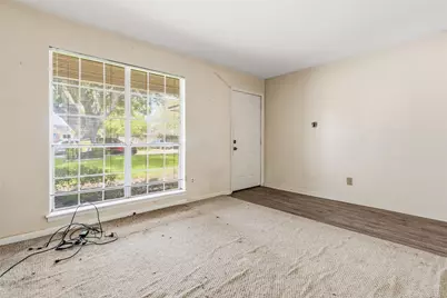 104 Talisman Street, Lake Jackson, TX 77566 - Photo 6
