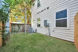 2904 Ruth St, Houston, TX 77004 - Photo 24