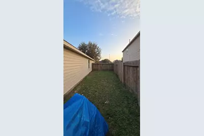 26806 Upperwing Court, Hockley, TX 77447 - Photo 30